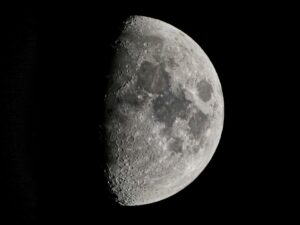 Luna-25 Rusia Alami Kendala Teknis Saat Mencoba Mendarat di Bulan