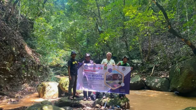 Mengungkap Potensi Tersembunyi: Transformasi Nagari Saniangbaka Menjadi Destinasi Wisata Hijau