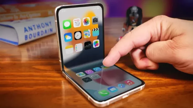 Mengapa iPhone Lipat dari Apple Masih Misteri Meski Pasar Ponsel Lipat Makin Menggoda?