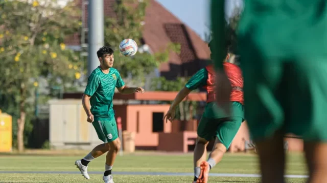 George Brown dari Persebaya Surabaya Siap Bersinar di Seleksi Timnas U-23