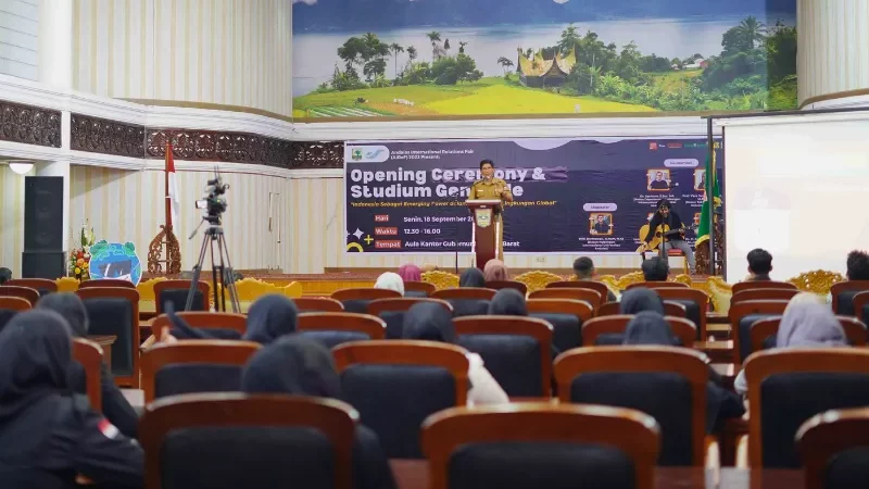 AIReF 2023 oleh Departemen HI UNAND menyoroti pertumbuhan di era pasca pandemi dengan berbagai kompetisi dan kegiatan. Simak detailnya!