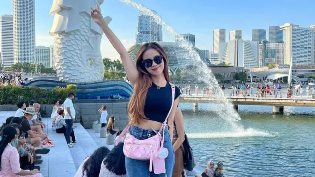 Mayang Lucyana Fitri, adik Vanessa Angel, berbagi bagaimana hujatan netizen justru menghasilkan duit dan membuka peluang bisnis dan investasi properti di Kelapa Gading.