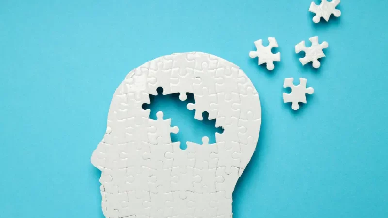 Penelitian terbaru menunjukkan bahwa kenangan yang kita lupakan mungkin tetap ada di otak kita, memberikan perspektif baru tentang proses belajar dan potensi pengobatan dementia.