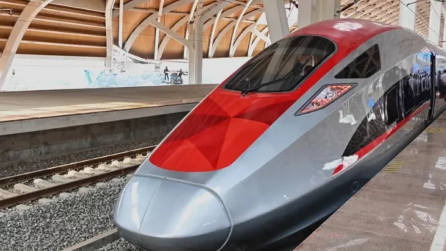 Uji Coba Terbaru Kereta Cepat Jakarta Bandung Hanya 50 Menit
