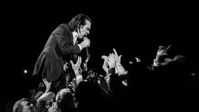15 Lagu Terbaik Nick Cave: Panduan untuk Penggemar Baru