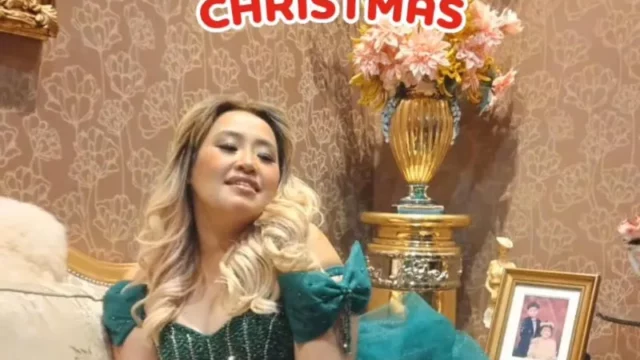 Cekricek.id - Menikah dengan Arya Joget, Pinkan Mambo Kembali Masuk Islam