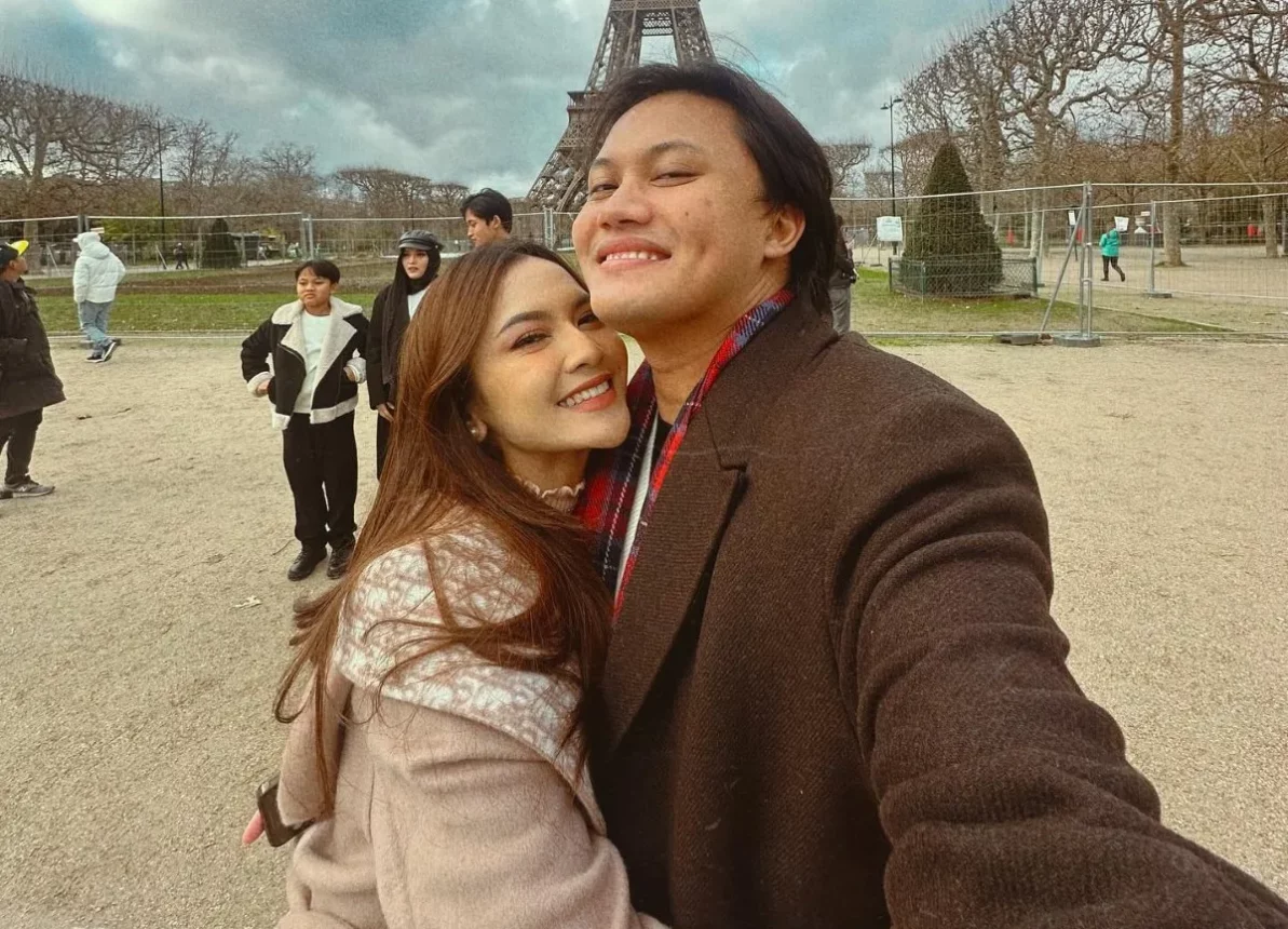 Rizky Febian dan Mahalini Tetap Berkomitmen Menikah Meski Beda Agama 2 Rizky Febian dan Mahalini Tetap Berkomitmen Menikah Meski Beda Agama