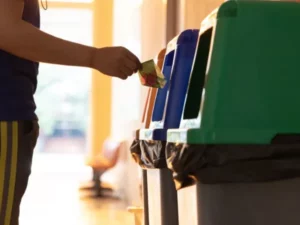 Berita Riau Hari Ini: Pj Walikota Pekanbaru Ajak Warga Jaga Kebersihan: Jangan Buang Sampah Sembarangan