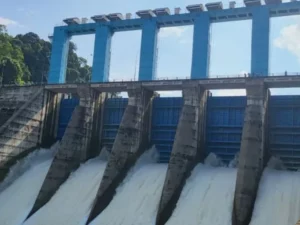 Berita Riau Hari Ini: Waduk Koto Panjang Buka Spillway Gate untuk Turunkan Elevasi