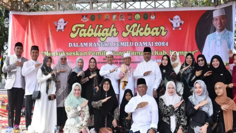 Berita Riau Hari Ini: Ustaz Das'ad Latif Ajak Masyarakat Kampar Pilih Pemimpin Amanah dalam Pemilu Damai 2024