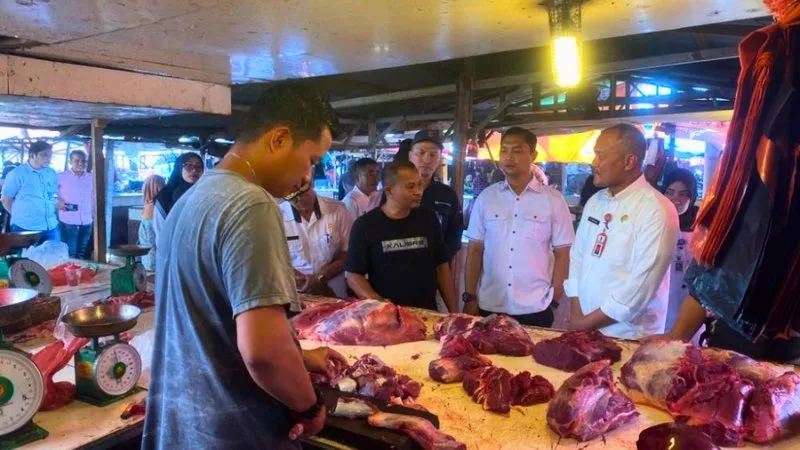 Harga Bahan Pokok di Pasar Cikpuan Pekanbaru Stabil Menjelang Pemilu 2024