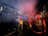 Cekricek, Berita Inhil Hari Ini dan Berita Riau Hari Ini: Kebakaran di Jalan Haji Said Tembilahan: 3 Rumah Hangus Dilalap Api, Satu Orang Luka Bakar Jumat (05/01/24) sekitar pukul 02.20 WIB