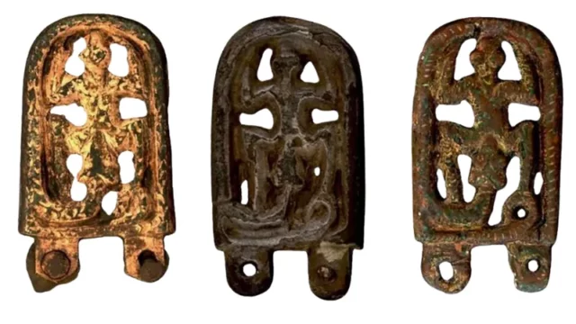 Cekricek.id - Jejak Pemujaan Berhala Ditemukan di Ceko Melalui Gesper Bergambar Katak 