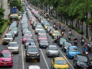 Cekricek.id - Sewa Mobil vs Beli Mobil: Mana yang Lebih Menguntungkan?a