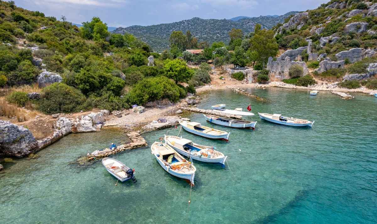 Tips Berwisata di Era Digital: Hal-hal yang Harus Dilakukan 4 Tips Berwisata di Era Digital: Hal-hal yang Harus Dilakukan