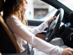 Etika Berkendara saat Menyewa Mobil