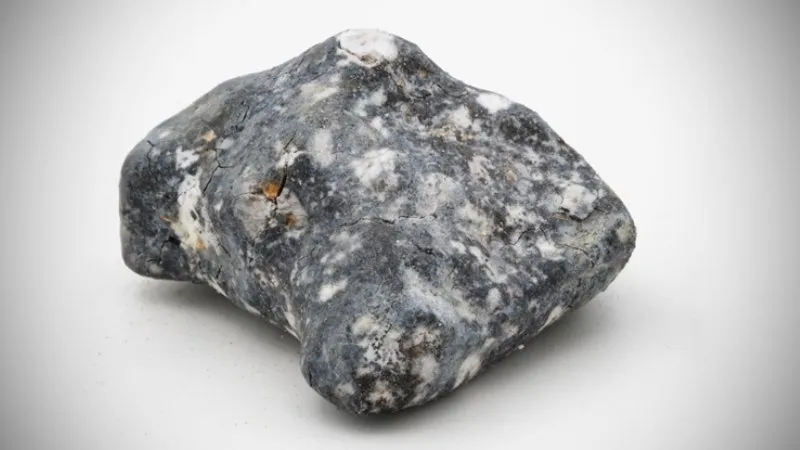 Fragmen Meteorit Langka Ditemukan di Berlin, Mengungkap Rahasia Tata Surya