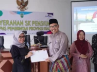 Berita Riau Hari Ini: 38 PNS Pemprov Riau Pensiun