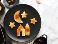 Cara Unik Membangunkan Orang Sahur di Berbagai Negara