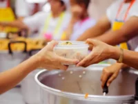 Melakukan Kegiatan Sosial yang Penuh Makna Selama Ramadan