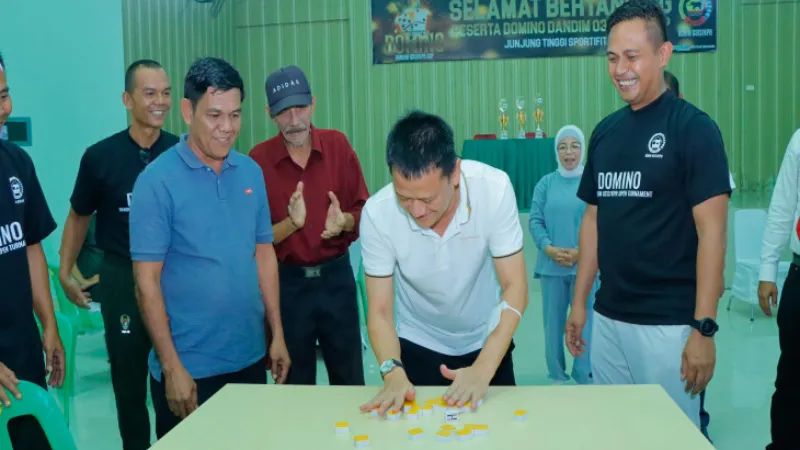 Berita Riau Hari Ini: Warga Kampar Antusias Ikut Turnamen Domino di Markas TNI