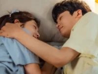 Park Hyung Sik dan Park Shin Hye Kepergok Mesra di Tempat Tidur