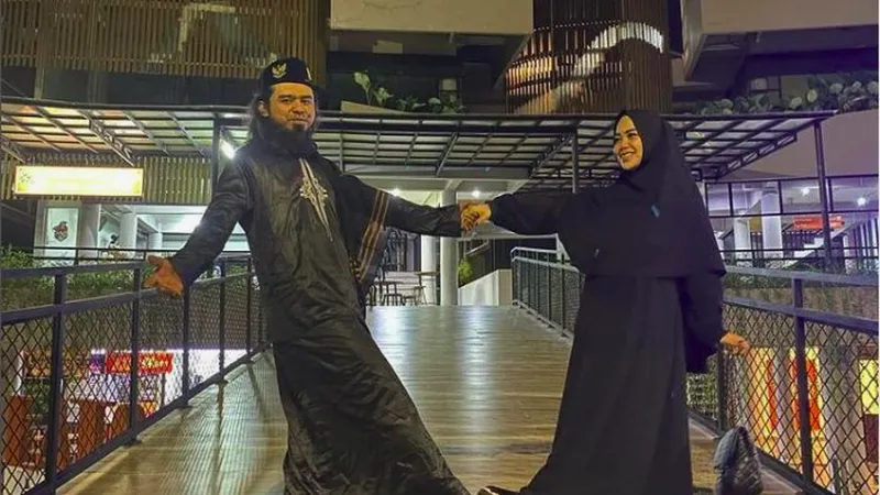 Gus Samsudin Tersandung Kontroversi Pertukaran Pasangan, Sosok Istri Kedua Jadi Sorotan