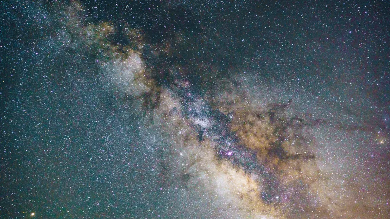 Menjelajah Batas Tata Surya: Di Manakah Ujungnya?