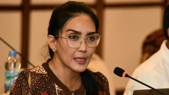 Rieke Diah Pitaloka Sentil Artis yang Kecipratan Hasil Korupsi dan Pencucian Uang