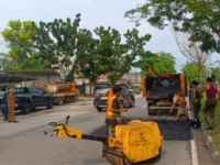 Berita Riau Hari Ini: Ribuan Lubang Jalan di Pekanbaru Ditutup Jelang Lebaran