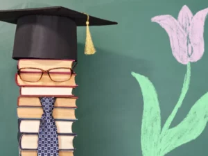 Berita Riau Hari Ini: UIR Kukuhkan Tiga Profesor Baru, Tingkatkan Kualitas Akademik