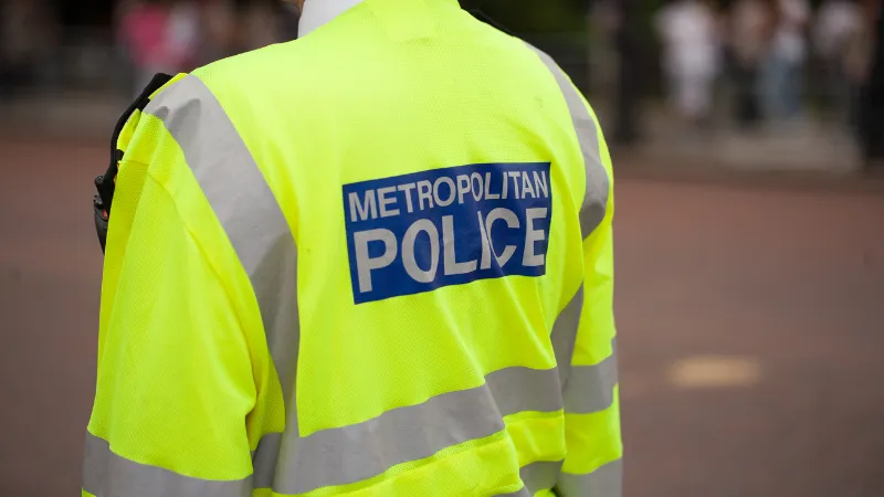 Berita Riau Hari Ini: Kisah Inspiratif Remaja Kakak Beradik Penjual Sate di Kepulauan Meranti Menggapai Impian Menjadi Anggota Polri