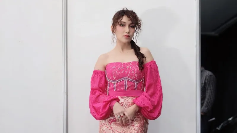 Kontroversi Berakhirnya Hubungan Ayu Ting Ting dan Lettu Fardhana: Klarifikasi Sang Adik Memicu Spekulasi