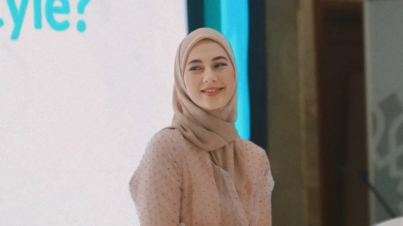 Paula Verhoeven Ungkap Motivasi Spiritual di Balik Keputusan Berhijab