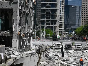 Trump Berpikir-pikir Dulu Dua Minggu untuk Putuskan Bergabung dengan Israel Melawan Iran