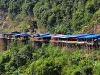 Gubernur Sumbar Tertibkan Pedagang Kelok Sembilan