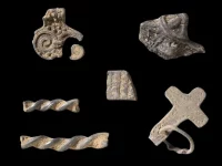 Harta karun Viking berusia 1.000 tahun ditemukan di Jerman dengan liontin misterius dan 200 artefak berharga