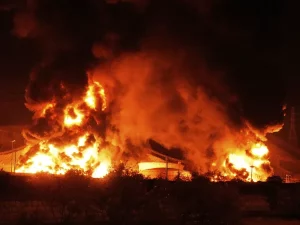 Kelompok hak asasi manusia melaporkan 865 orang tewas dan 3.396 luka-luka akibat serangan Israel ke Iran, termasuk 363 warga sipil.