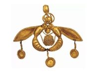 Liontin Emas 3.800 Tahun Ditemukan, Bentuknya Lebah atau Tawon?